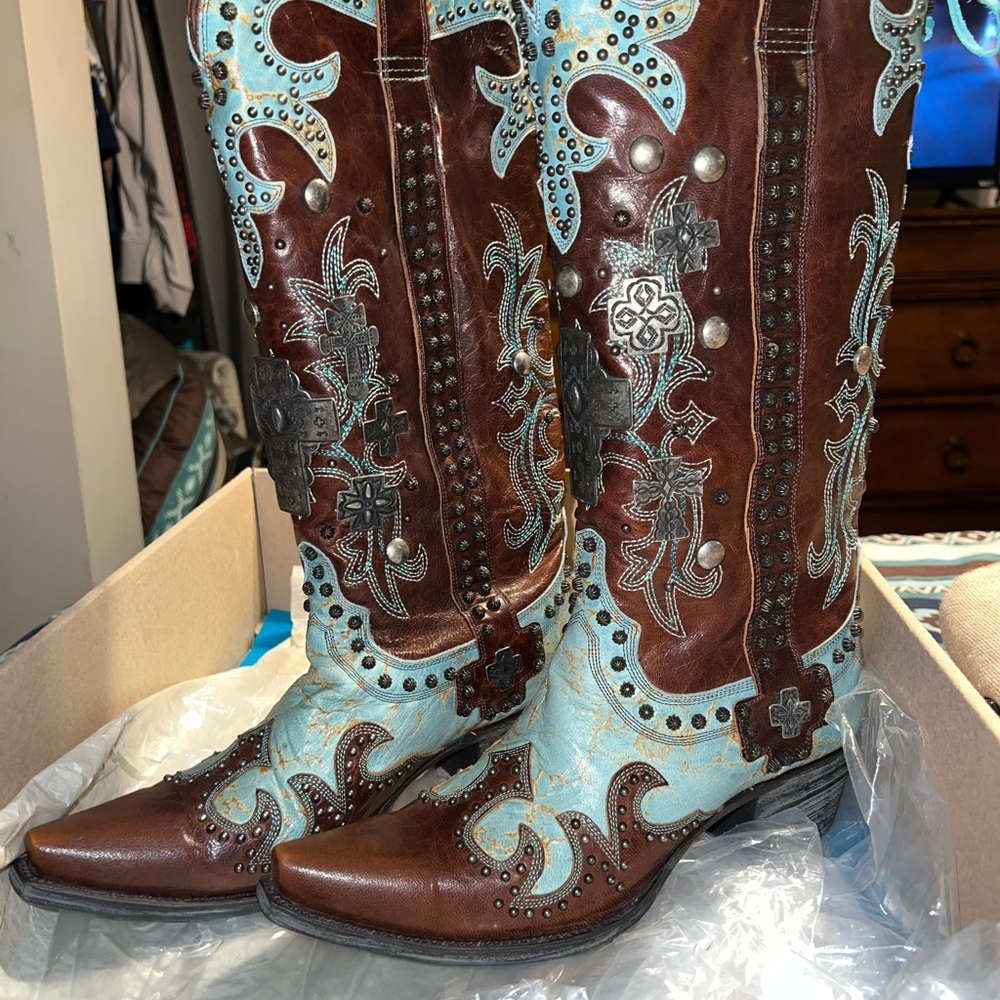 Double D Ranch Brown and Blue Western Boots